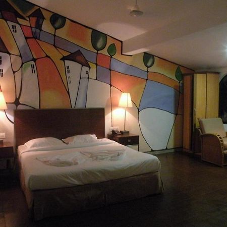 Tiara Camelot Calangute - Baga Hotel ภายนอก รูปภาพ